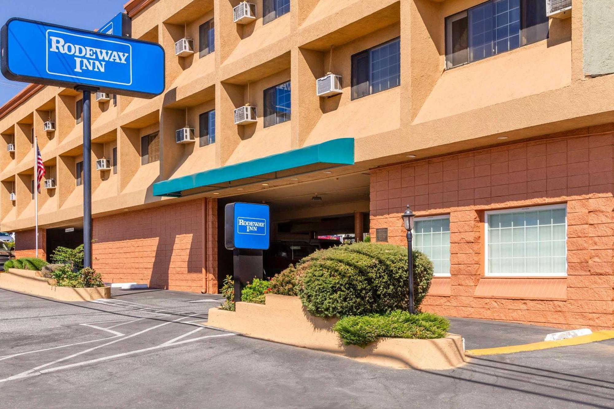 Rodeway Inn Auburn Exterior photo